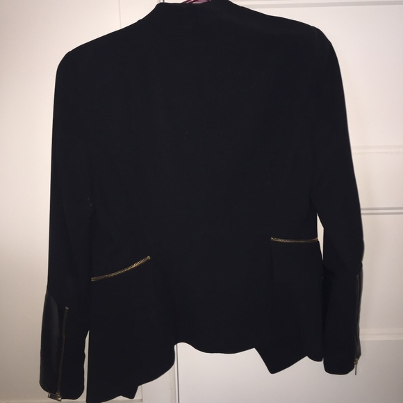 Short black blazer - Zara - Picture 2 of 2